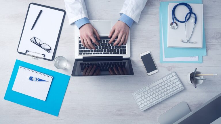 computer, business, typing, keyboard, laptop, doctor, medical care, desk, doctor, doctor, doctor, doctor, doctor